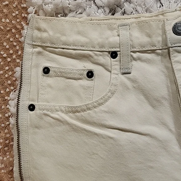 Carmar White Denim Shorts - Picture 2 of 11